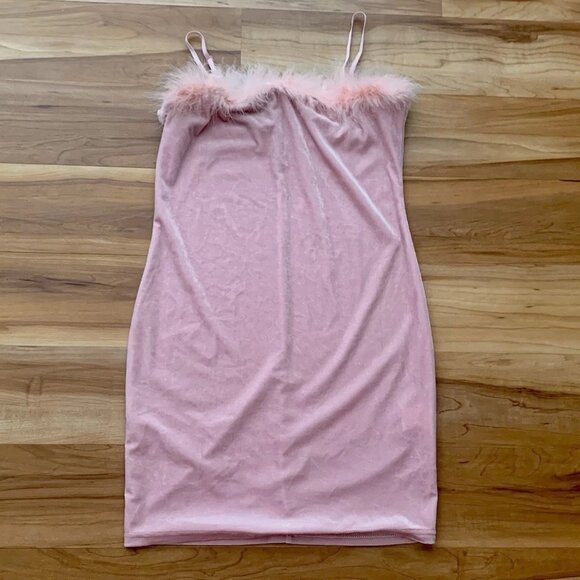 Zaful Tank Top Cami Feather Trim Pink Velvet Size 8 NWT - Picture 1 of 8